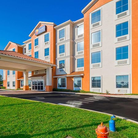 Comfort Inn & Suites Maingate South Davenport Exterior photo