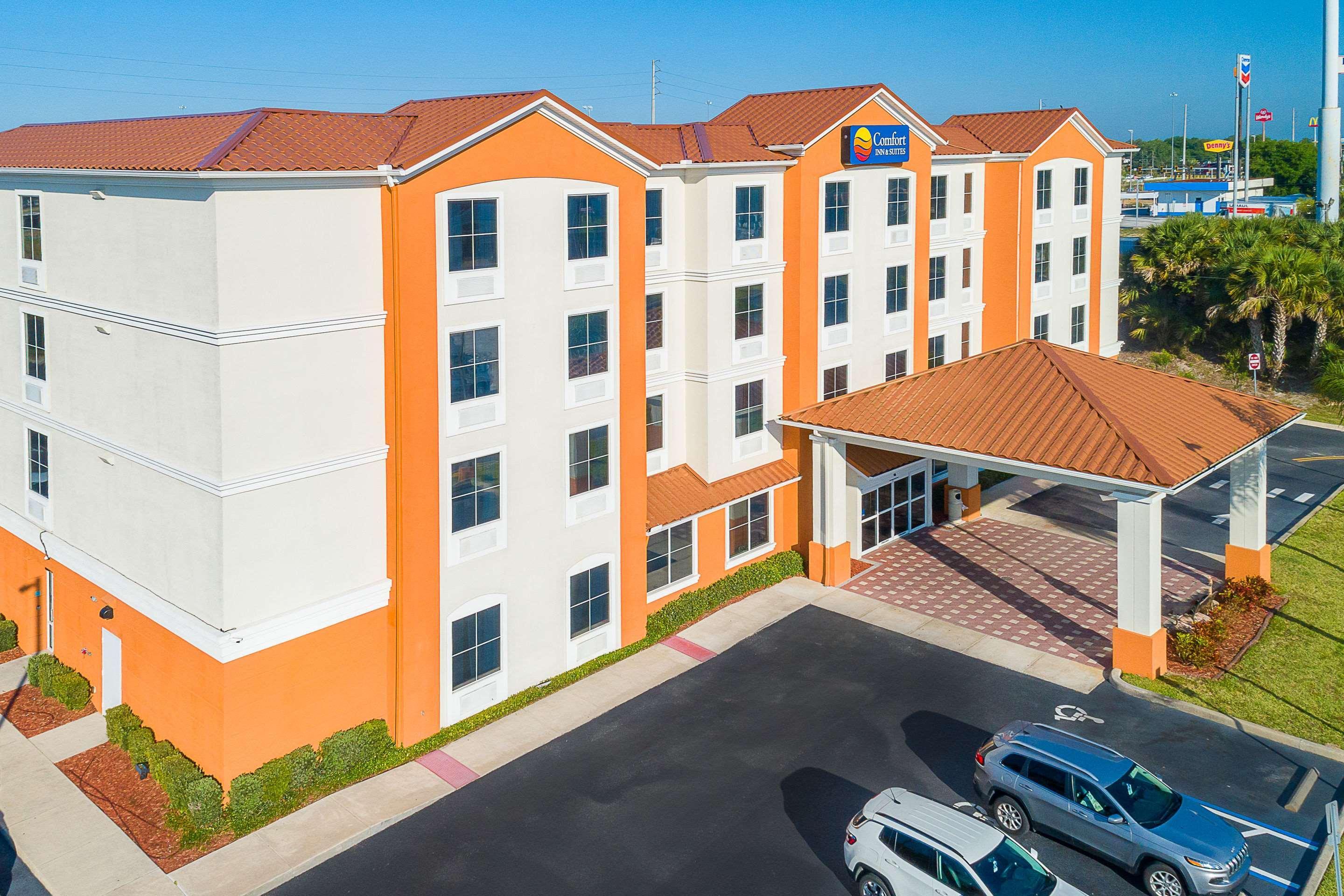 Comfort Inn & Suites Maingate South Davenport Exterior photo